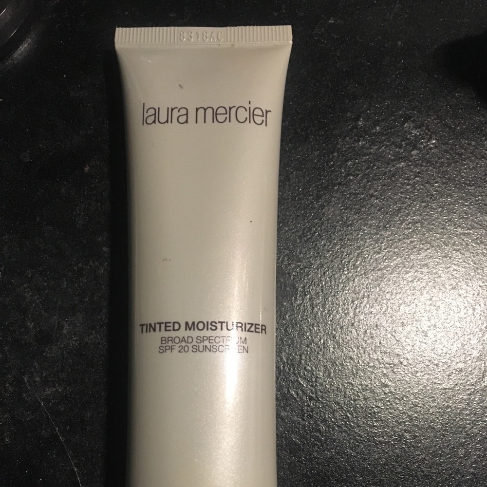 Laura Mercier Tinted Moisturizer Tawny
